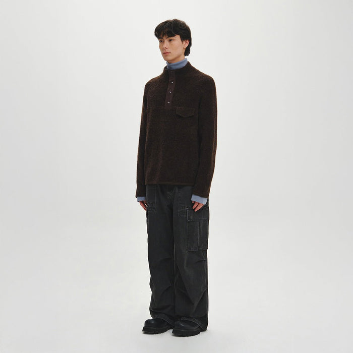 Roche Knit Anorakの着用（横）